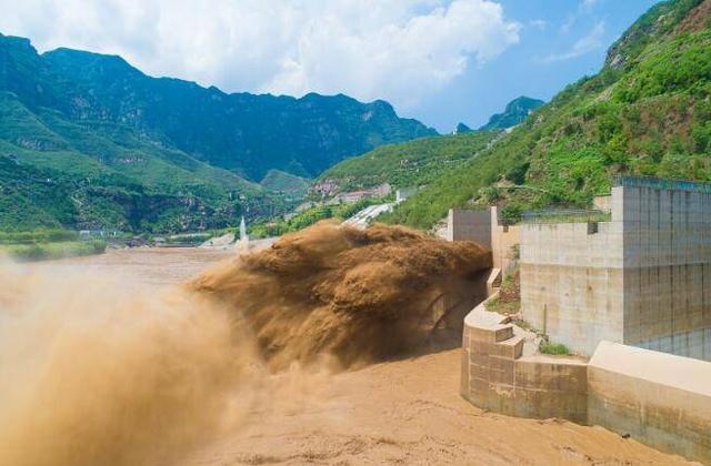 滚动播报丨河南此轮强降雨已造成33人遇难 8人失踪