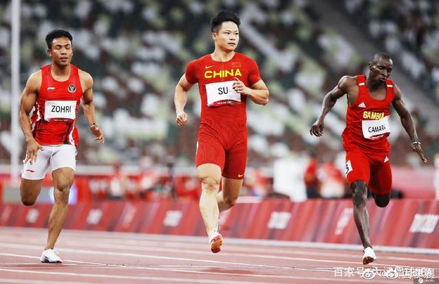 9秒83,两次跑进10秒,苏炳添刷屏,意大利选手摘金,中国创造历史