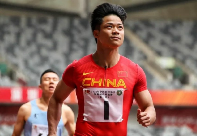 美国队又未得到金牌!百米出现黑马 苏炳添获第六追平吉冈隆德