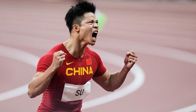 奥运之星|苏炳添半决赛9秒83一战封神,百米飞人大战迎亚洲之光