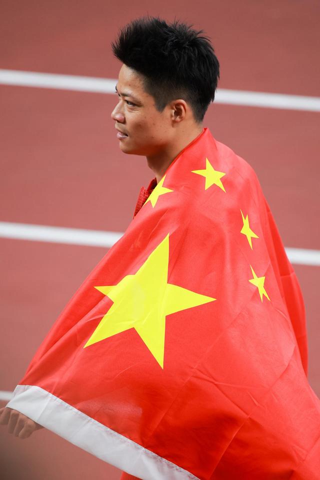 日本网友如何评价苏炳添?他承载了亚洲的梦想,我们没法比
