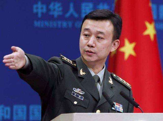 刚进南海,卫星锁定英舰队,航母成东风靶标?中方:采取一切手段