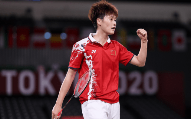 第24金!陈雨菲2-1胜戴资颖,国羽女单时隔9年再度奥运封后