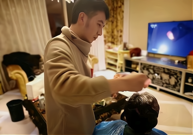 朱小贞的父母把焦点放在遗产纠纷上面;宋祖德恐怕会无功而返