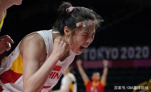 神兵救主!女篮后场核心大爆发,血染赛场狂砍20分痛击澳大利亚
