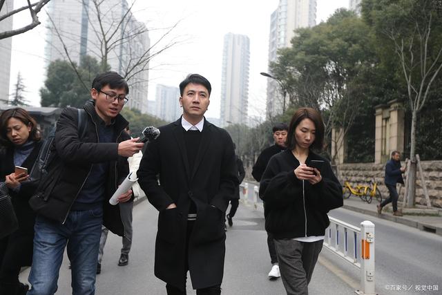 朱小贞父母爆林生斌婚内出轨:一个人的所作所为里隐藏着他的本性