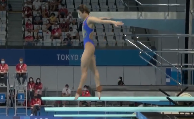 跳水-女子3米板半决赛,施廷懋、王涵排名前二进决赛