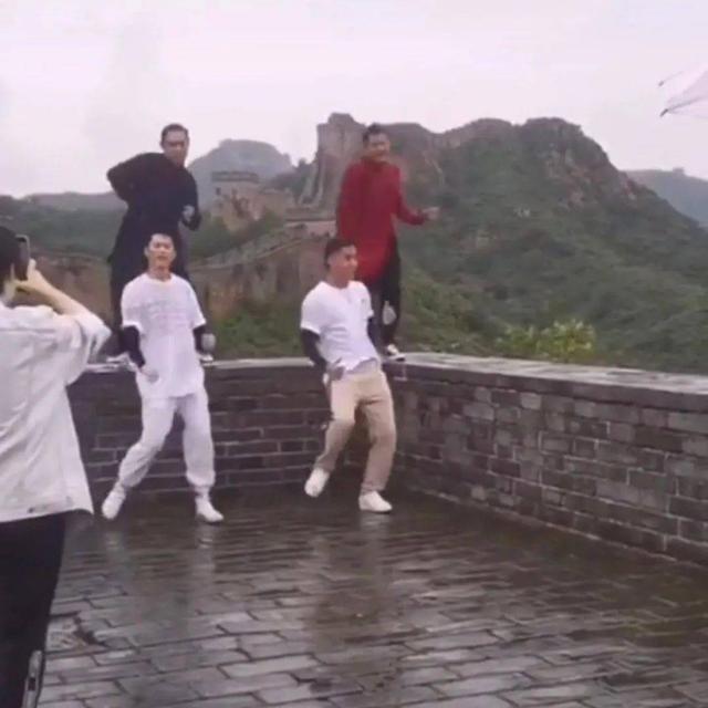 知名男演员道歉!这波操作,肉颤心惊……