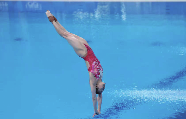 女子三米板跳水梦之队9连冠 东京奥运赛场再升起两面五星红旗