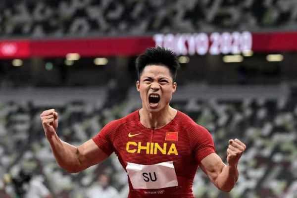 刘翔发文祝贺苏炳添:封神!