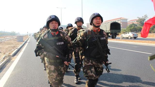 交警故事