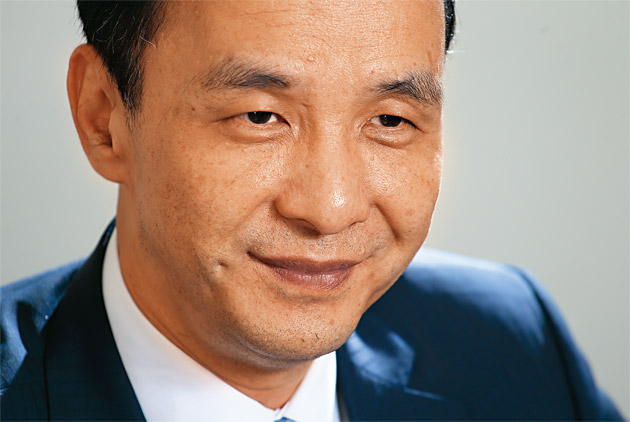 朱立伦最快下周宣布参选国民党党主席,并盼重建陆美台三边新关系