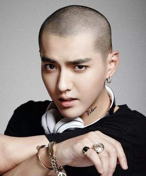 吴亦凡所有实名账号全被封禁,即使无罪,在中国再也无立足之地