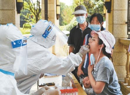 国际机场成病毒传播“突破口”!南京此轮疫情暴露哪些防控漏洞?