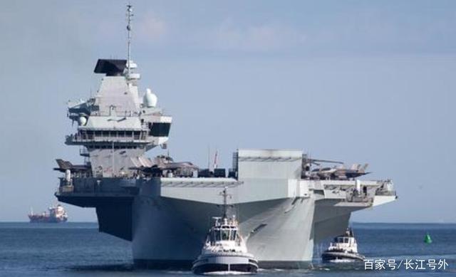 英航母嚣张闯南海,叫嚣5国一起行动,解放军用实际行动亮出拳头
