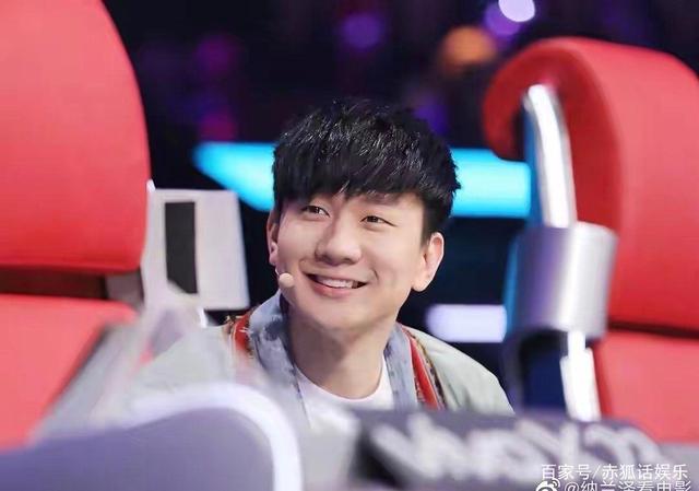 吴亦凡引发多米诺效应:谢明皓实名举报林俊杰潘玮柏涉嫌强奸吸毒