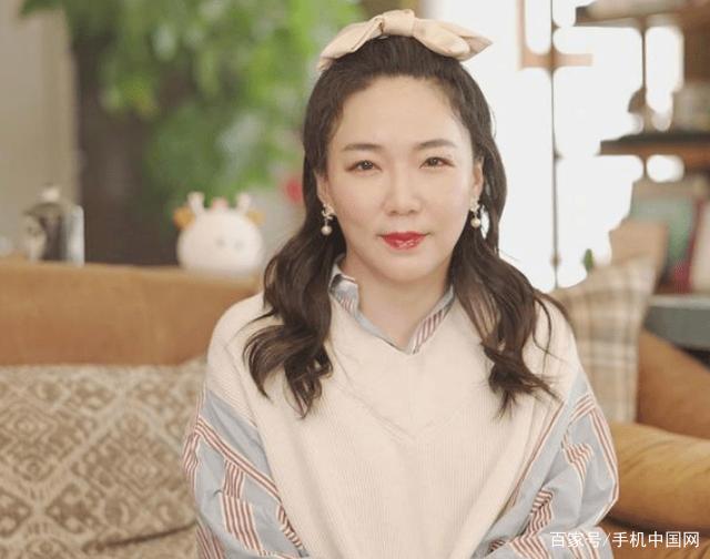 马薇薇为吴亦凡事件发表不正当言论道歉,称要暂退娱乐圈