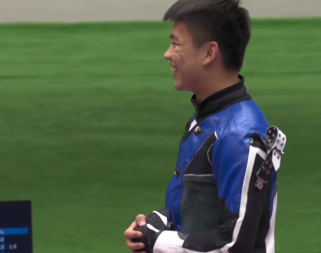 打破世界纪录!00后小将射击夺金,中国单日3金2银1铜,总榜27金