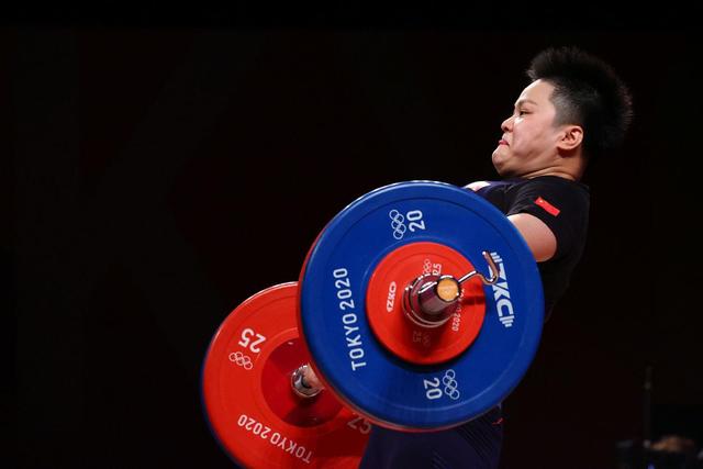 中国力士又摘一金!举重女子87公斤级:汪周雨夺得冠军