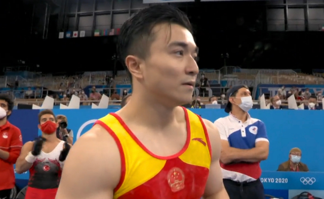 泪目!刘洋奥运夺金,妈妈电视机前仔细端详:好久没见儿子了