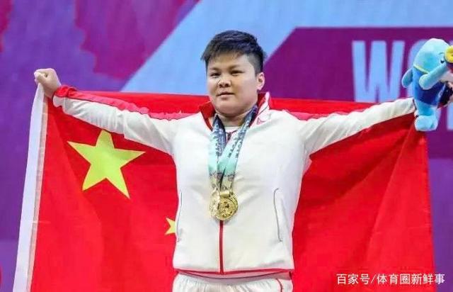 第6金!中国举重超越里约,曾为增重烦恼的她,奥运终登顶!