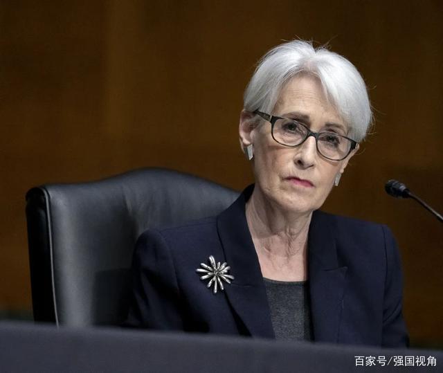 舍曼访华被怒斥,最坏的情况出现了?美英航母编队在南海蠢蠢欲动