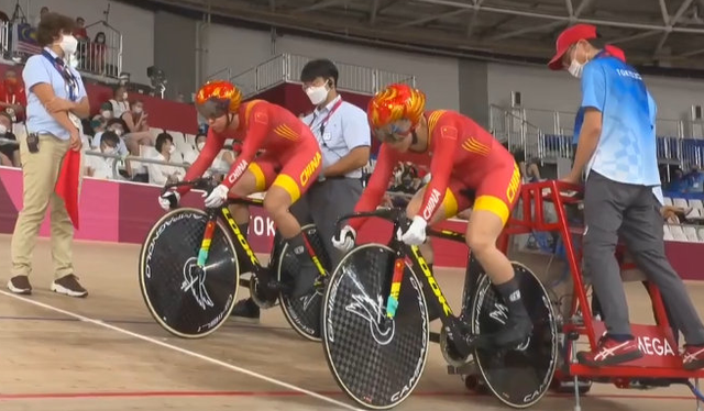 第28金!自行车团体竞速赛-钟天使/鲍珊菊夺冠,预赛破世界纪录