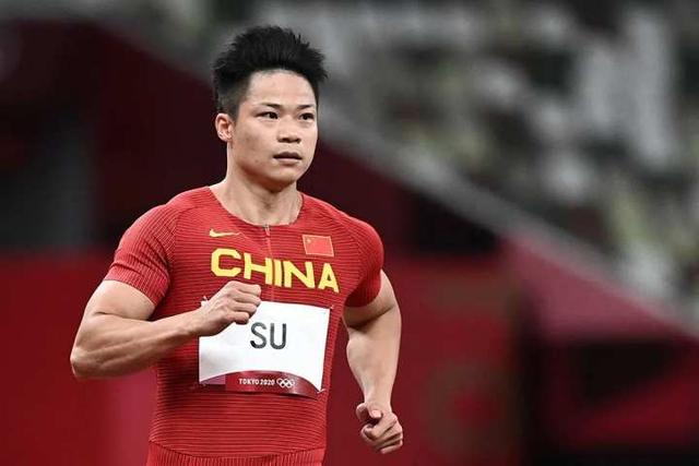 苏炳添:尽力拼一拼 今天半决赛会当成决赛来跑