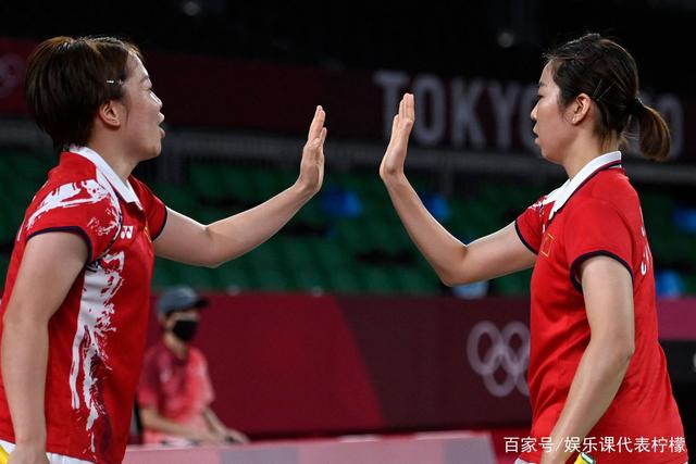 李克勤是国羽头号粉丝,孙一文要到了王嘉尔签名,实名羡慕了!