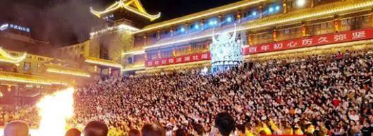 十多地景区暂闭,多地建议暂缓出游,暑期游还能继续吗?