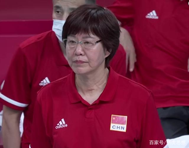 郎平失去主导权,中国女排兵败东京,谁应该来负责?