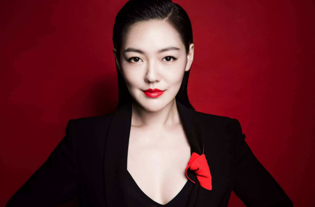 小S不当言论引众怒事业崩塌!多家代言品牌宣布与其终止合作