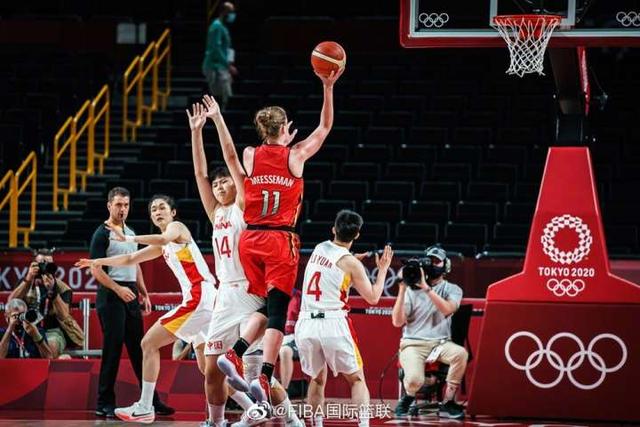 对方有WNBA总决赛MVP也不怕,中国女篮取得三连胜,小组第一晋级