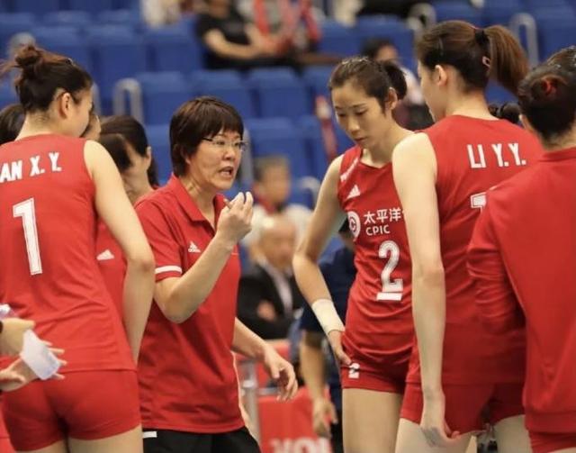 郎平含泪卸任!对阵阿根廷将是最后执教,郎平:女排前途很光明!