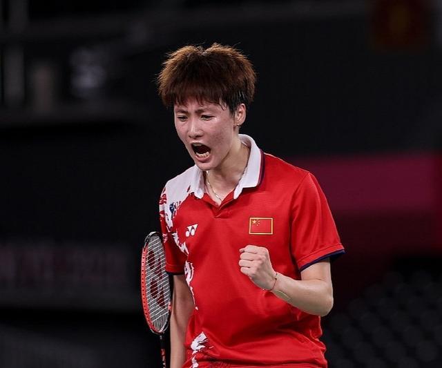 陈雨菲2-1击败戴资颖!国羽时隔9年后重夺女单冠军