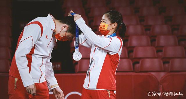 刘诗雯最后一刻临阵退赛,究竟是心态崩了,还是真的因为伤病?