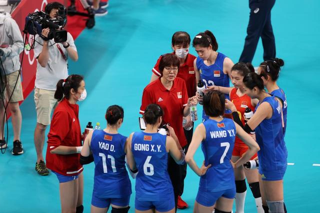 昂首离开!东京奥运收官战,中国女排3:0完胜阿根廷女排