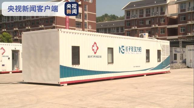 湖南张家界启用方舱实验室,争分夺秒进行核酸检测