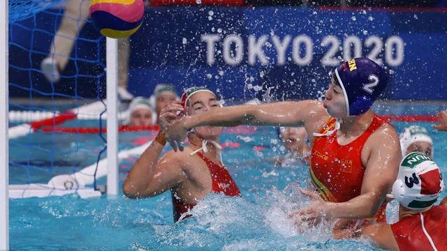 北京时间8月1日,东京奥运会女子水球B组,中国以11-9战胜匈牙利