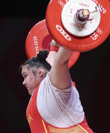 中国举重队一日双金圆满收官!李雯雯夺得奥运会女子87公斤以上级冠军