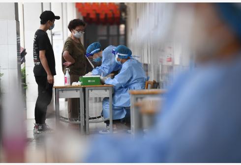 专访哈医大药学院前院长曲章义:德尔塔变异株突破性感染概率较低...