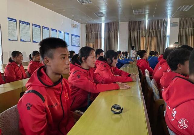 ...划艇男子1000米双人划艇 刘浩/郑鹏飞组合预赛头名直接晋级半决赛