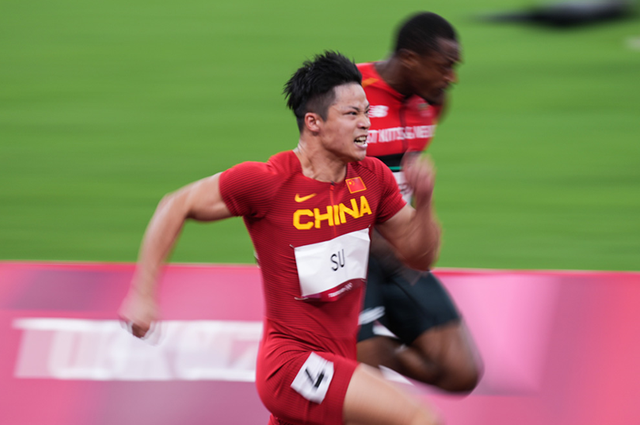 “飞人”苏炳添:跑得最快的大学教授,训练期间还在写博士论文