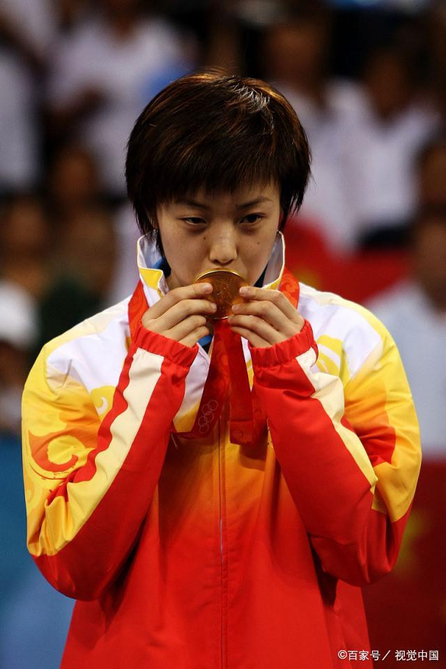 大魔王张怡宁,6岁玩球,13岁进国家队,巅峰退役,如今怎么样了