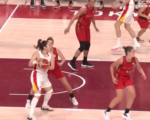 东京奥运赛 中国女篮胜比利时队小组三战三胜进入八强 目标奖牌