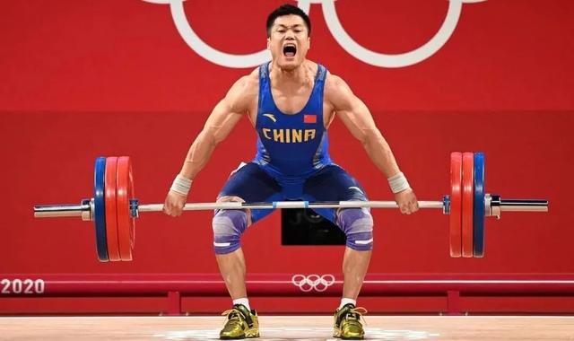 ...这位再破纪录的37岁冠军,让我们见识到什么是不可战胜的中国力量