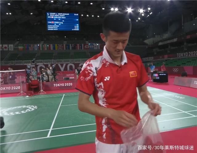 怀念李永波戴5金庆祝的岁月!谌龙卫冕失败,才懂李宗伟当年苦涩