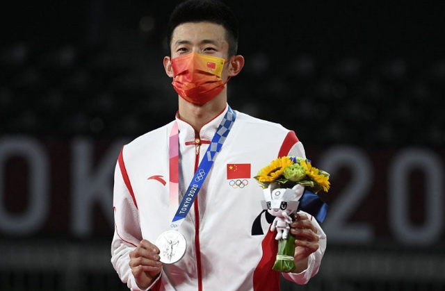 揭秘谌龙丢金:脚底磨出大血泡 林丹致敬+肯定国羽2金4银了不起