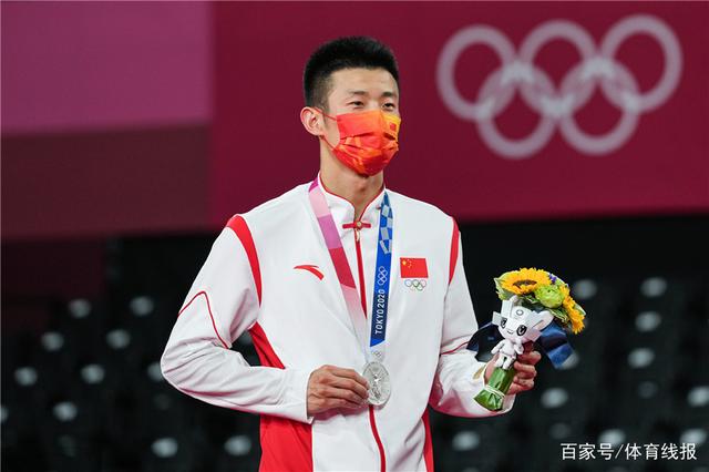 开始召唤神龙!谌龙集齐奥运金银铜牌,国羽两金四银完美收官!