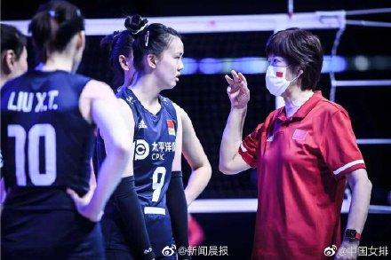 郎平说是教练工作没到位:我热爱排球事业 太累了也得休息休息